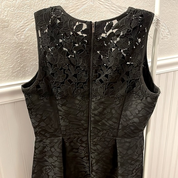 White House Black Market black cocktail dress size 6 - Picture 5 of 7